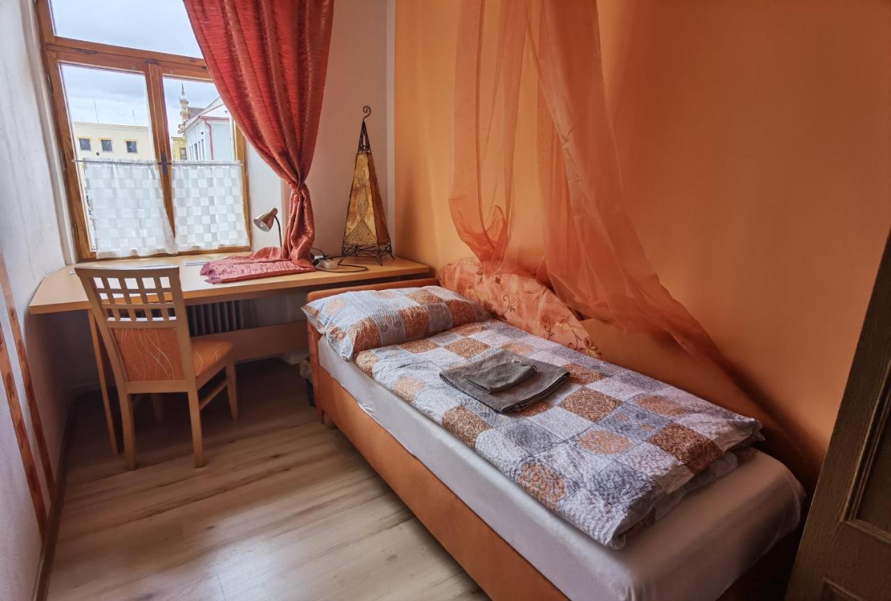 Ferienwohnung U Cerneho Orla Vidnava Exterior foto